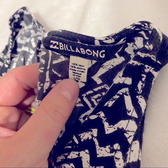 Billabong B&W Cropped Cami - Picture 3 of 5